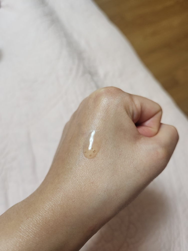 banilaco Miss Flower and Mr. Honey Propolis Rejuvenating Ampoule review image