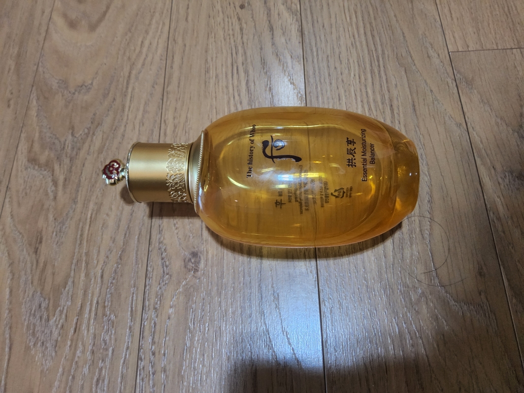 더후 (THEWHOO) 공진향 인양밸런서 review image