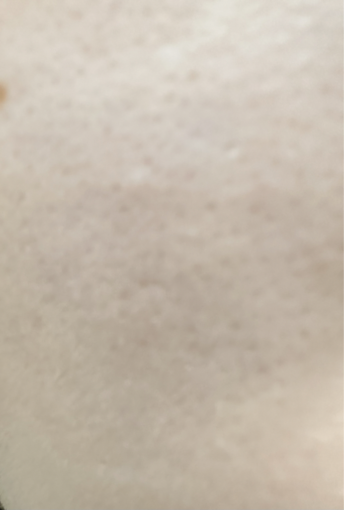 心形裂缝遮瑕气垫 [SPF50+/PA++++] [23号黄油米色]的真实用户使用照片