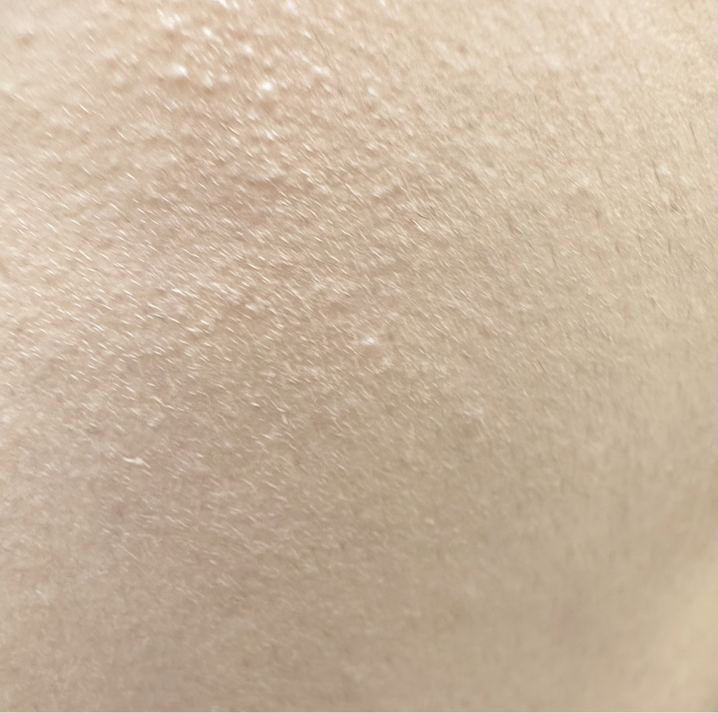 心形裂缝遮瑕气垫 [SPF50+/PA++++] [23号黄油米色]的真实用户使用照片