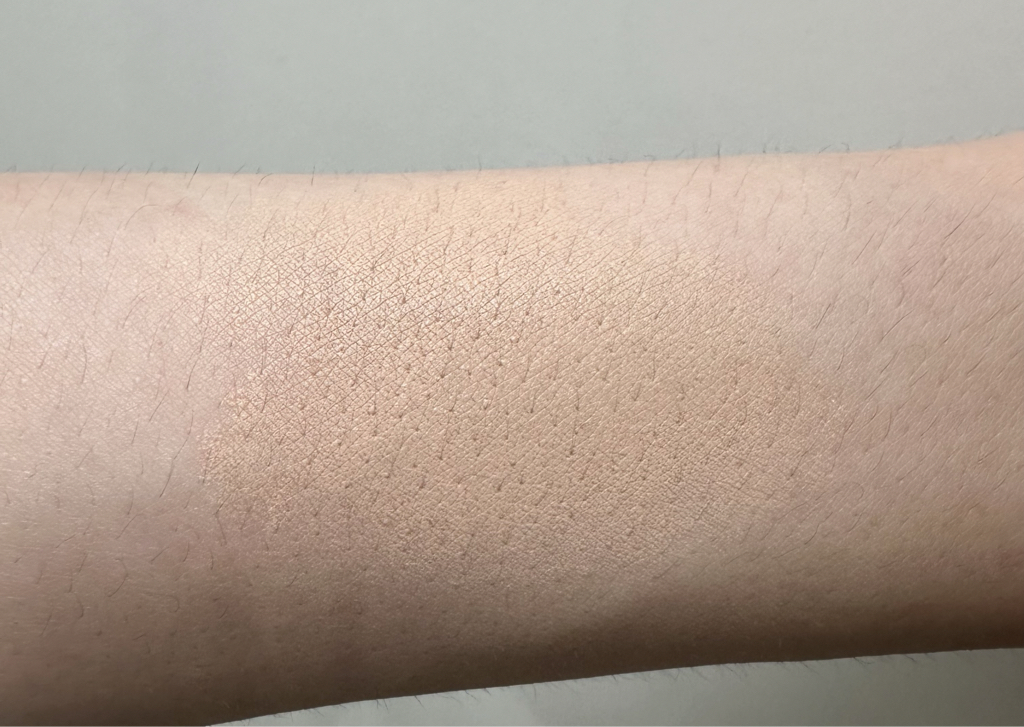 心形裂缝遮瑕气垫 [SPF50+/PA++++] [23号黄油米色]的真实用户使用照片