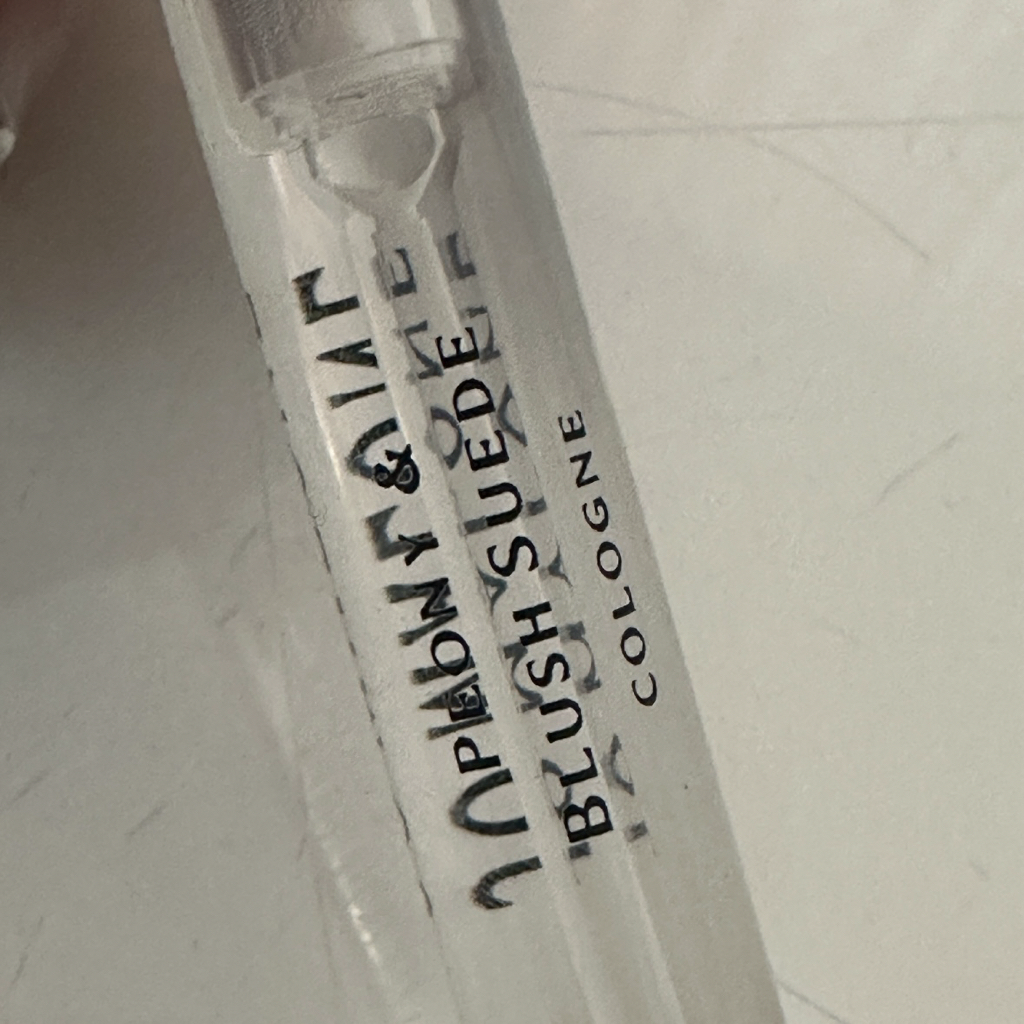 牡丹与胭脂绒面古龙水的真实用户使用照片