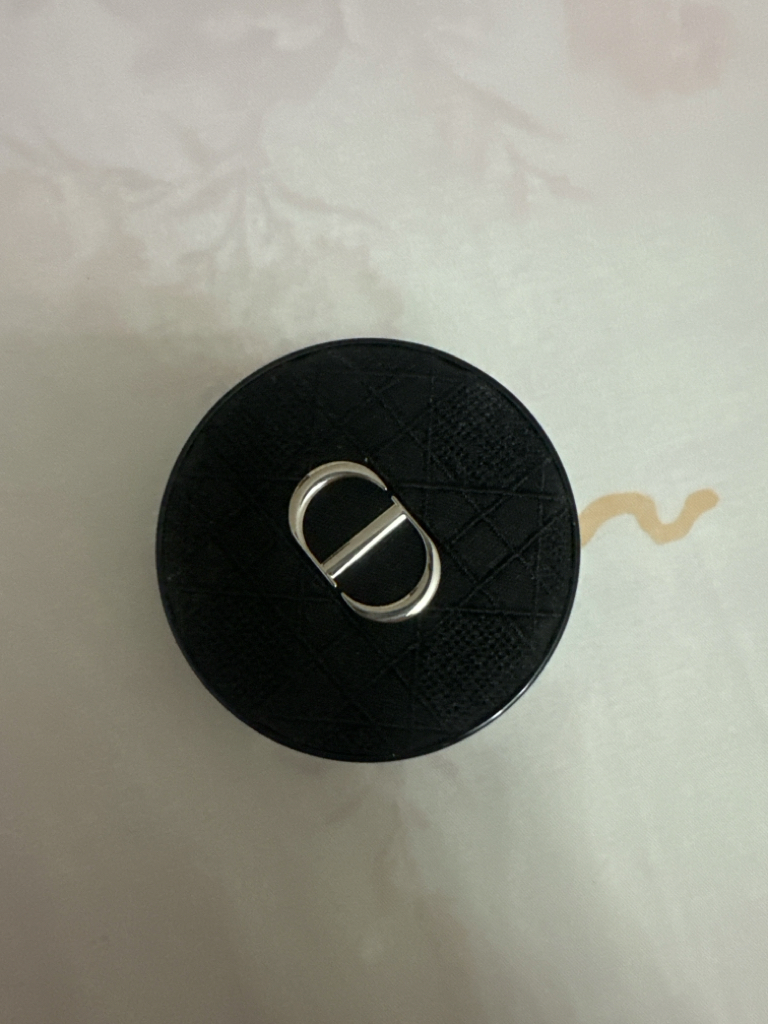 Dior Forever Cushion Cannage [SPF50+/PA+++] [0.5N Glow] review image