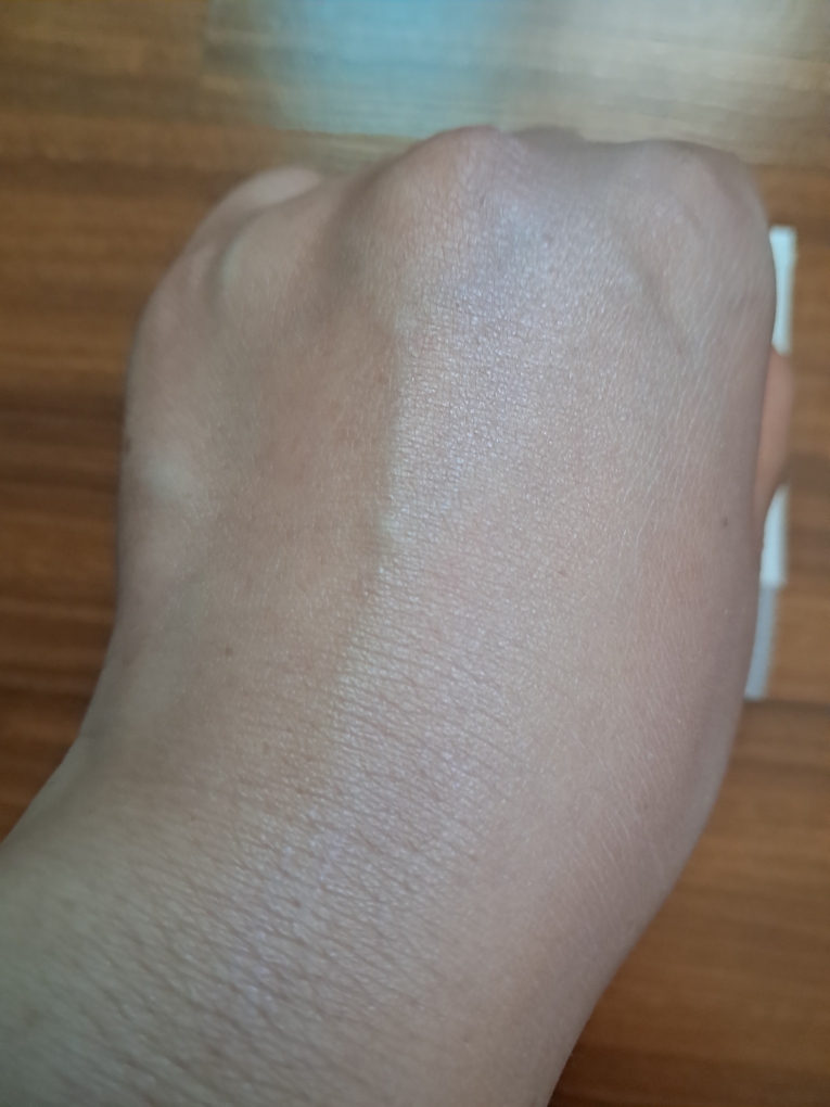 MERZY 维C玻尿酸无机物理防晒隔离霜 [SPF50+/PA++++] common.review image