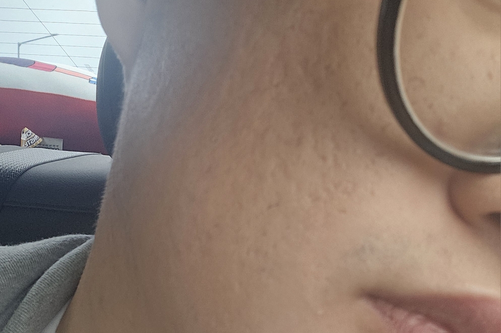心形裂缝遮瑕气垫 [SPF50+/PA++++] [23号黄油米色]的真实用户使用照片