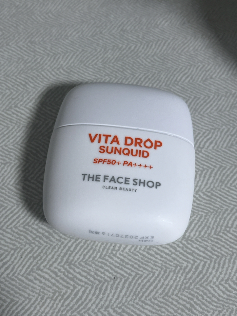 菲诗小铺 维他滴剂防晒液 [SPF50+/PA++++] common.review image