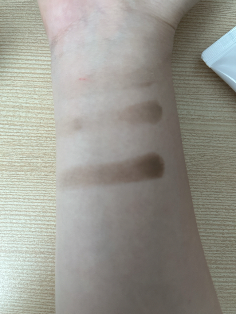 假彩妆3色阴影 [灰棕色]的真实用户使用照片