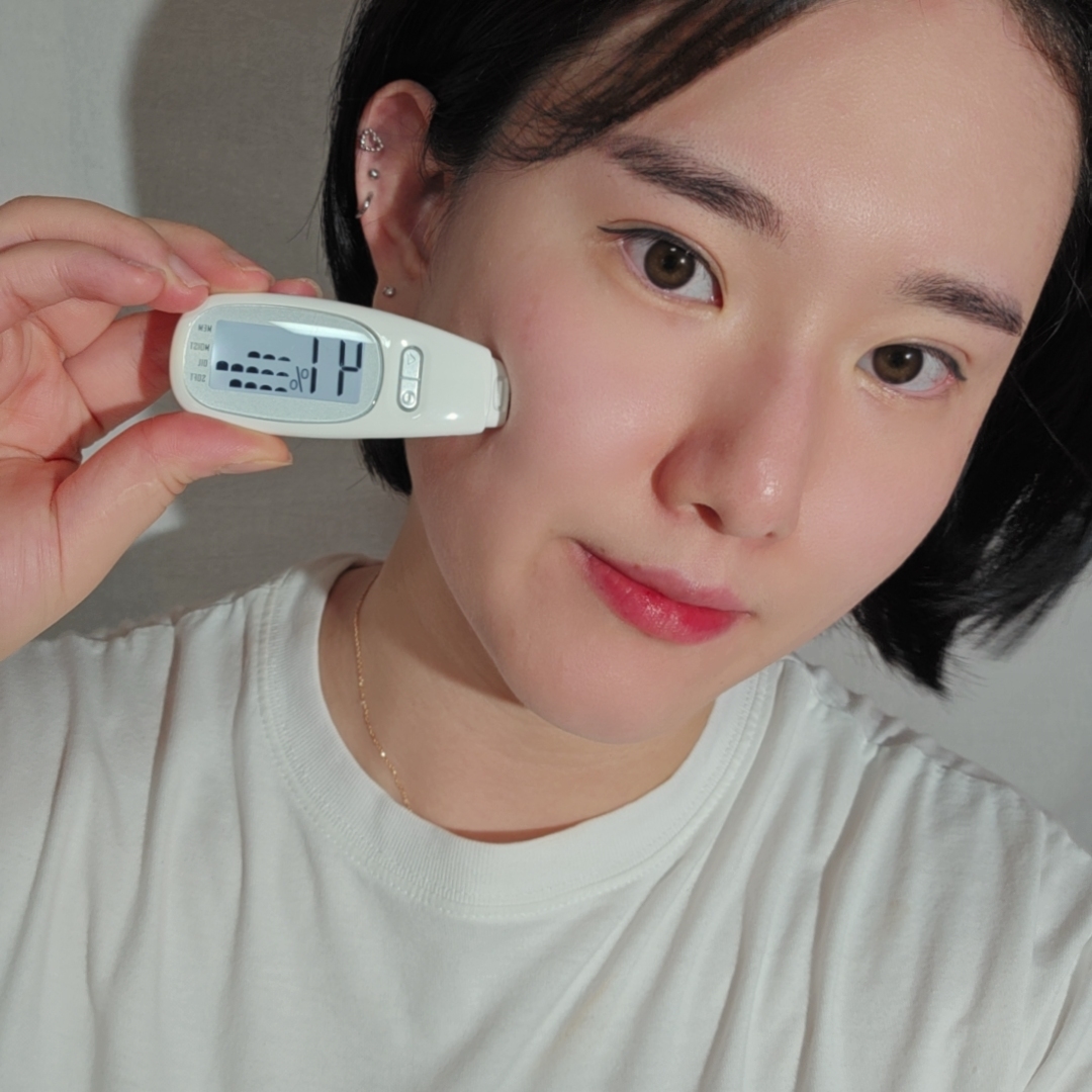 라루셀 (LALUCELL) 이지에프 리바이탈라이징 세럼 review image