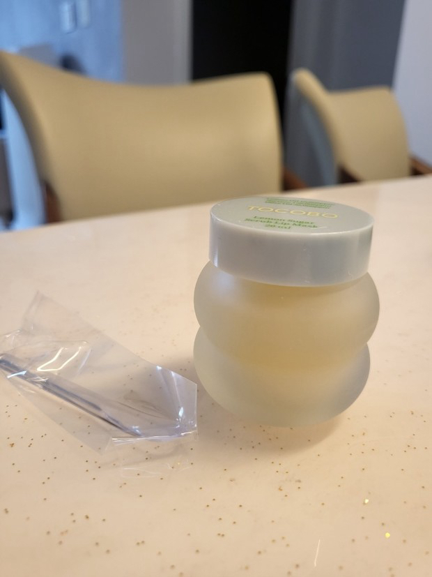 柠檬糖磨砂唇膜的真实用户使用照片