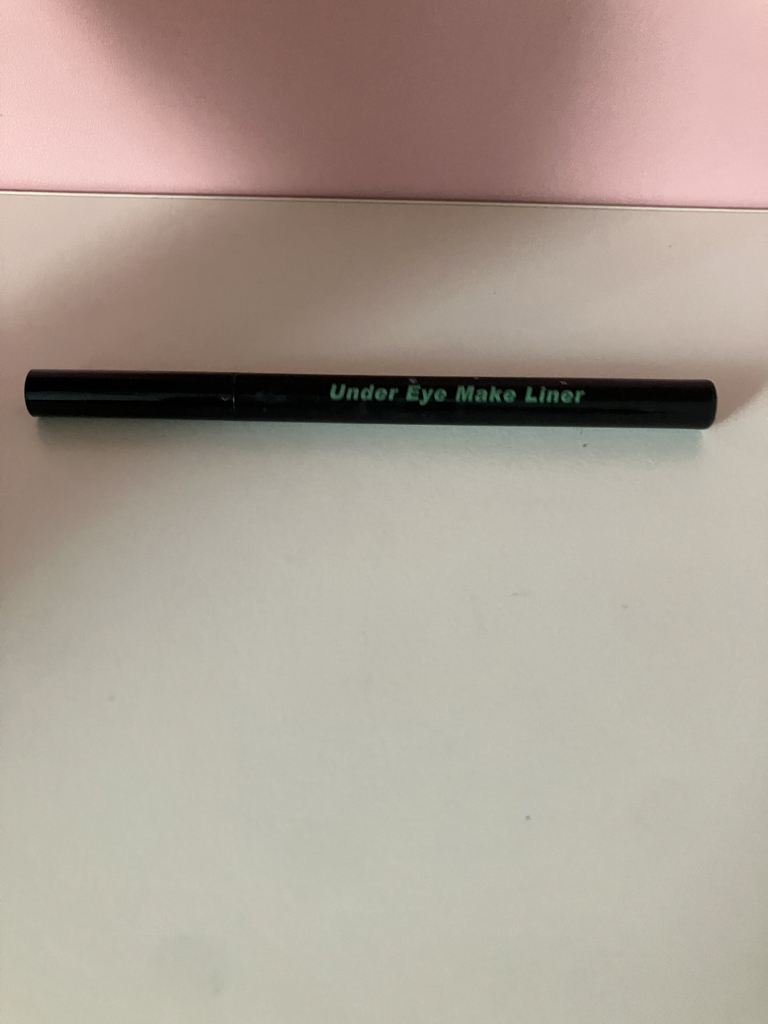 魅惑眼线的真实用户使用照片