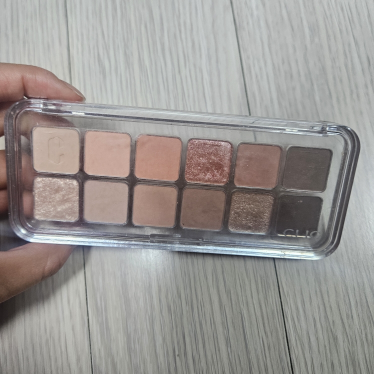Real user review photo of Pro Eye Palette Air [01 CoralStudio]