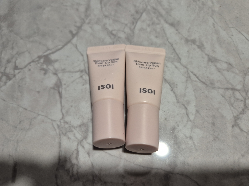 护肤 纯素 美白防晒霜 [SPF38/PA++]的真实用户使用照片