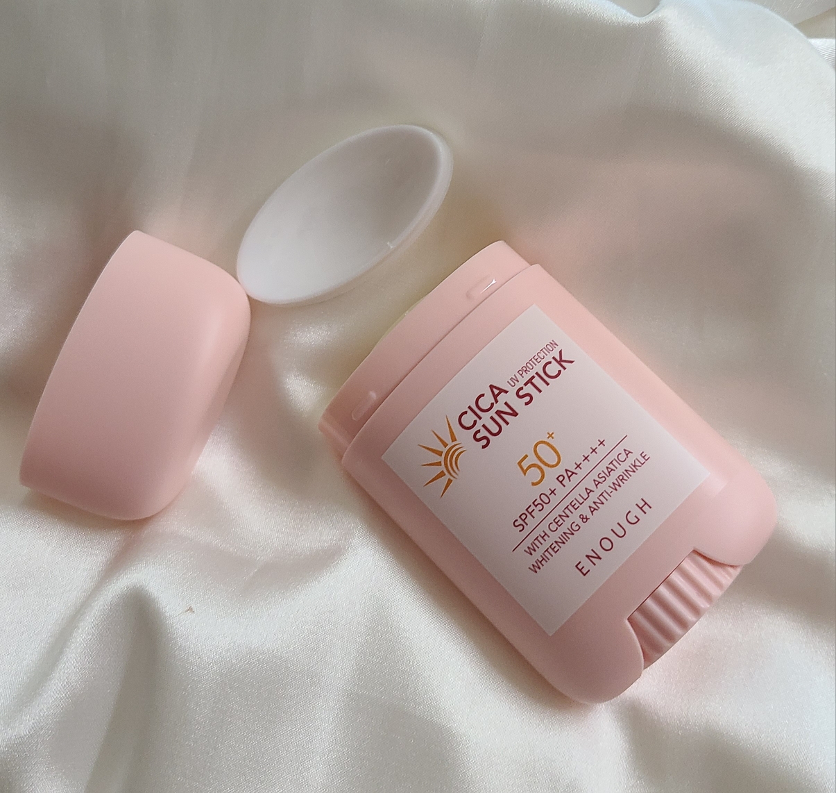 이너프 (ENOUGH) 시카 선스틱 [SPF50+/PA++++] review image