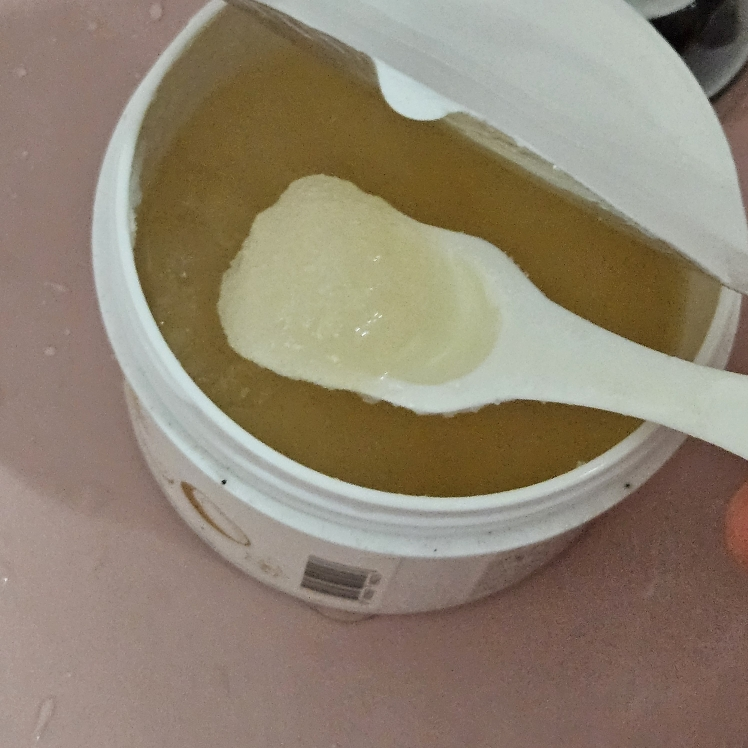 椰子身体磨砂膏的真实用户使用照片