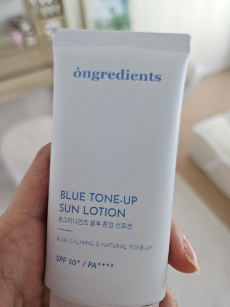 ongredients 蓝色美白防晒乳液 [SPF50+/PA++++] common.review image