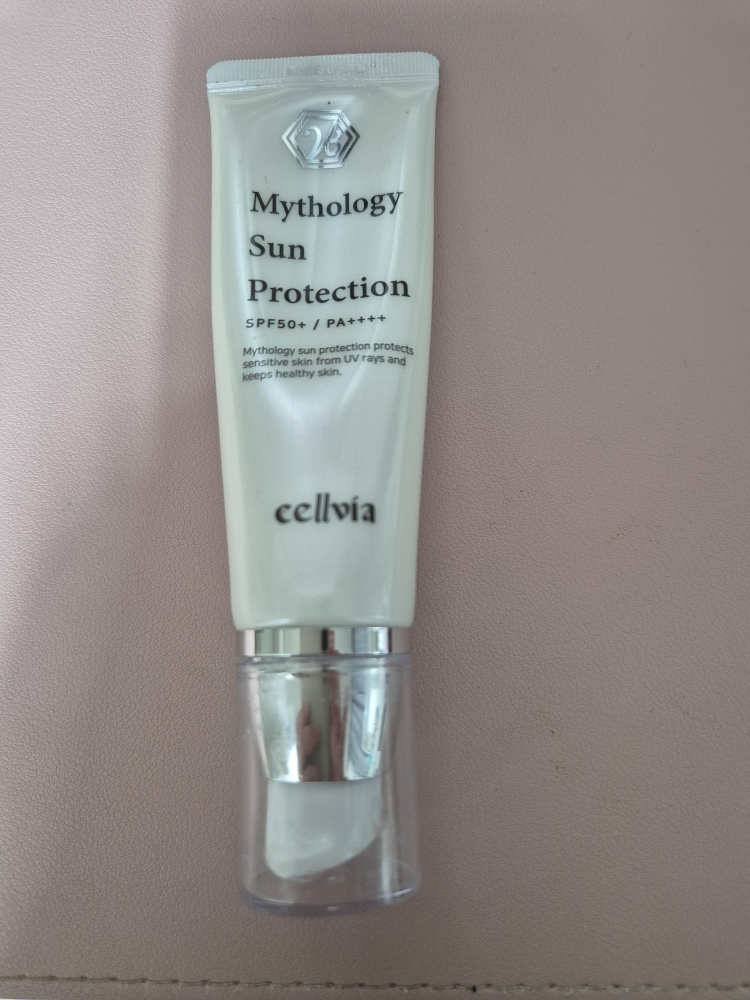 셀비아 (cellvia) 미솔로지 썬 프로텍션 [SPF50+/PA++++] review image