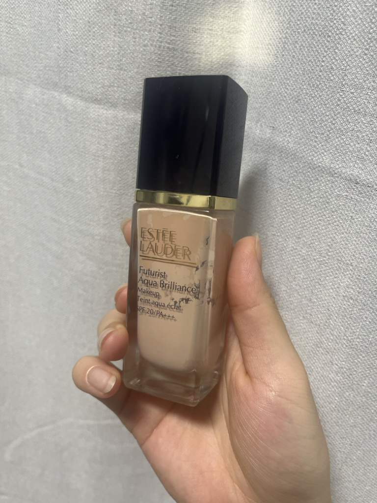 에스티로더 (ESTEELAUDER) 퓨처리스트 파운데이션 [SPF20/PA+++] [1N1 아이보리누드] review image