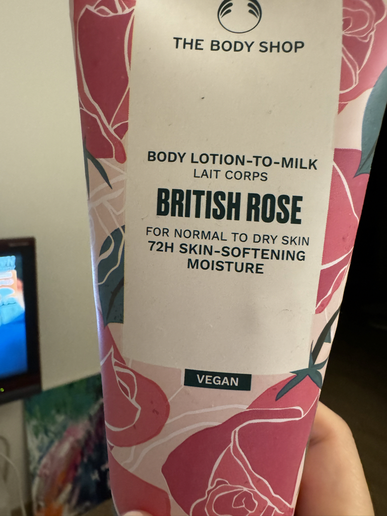 더바디샵 (THEBODYSHOP) 바디 로션 [브리티쉬로즈] review image