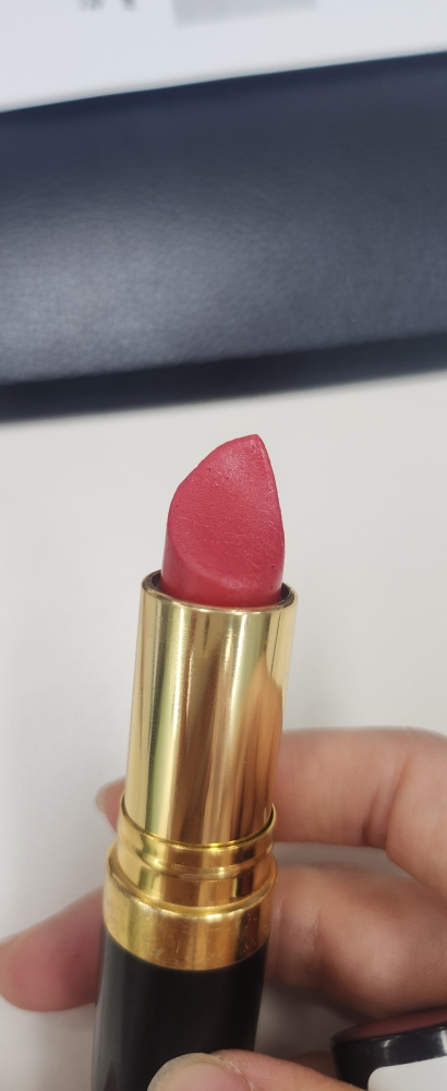 REVLON Super Lustrous Lipstick [435 Love That Pink] review image