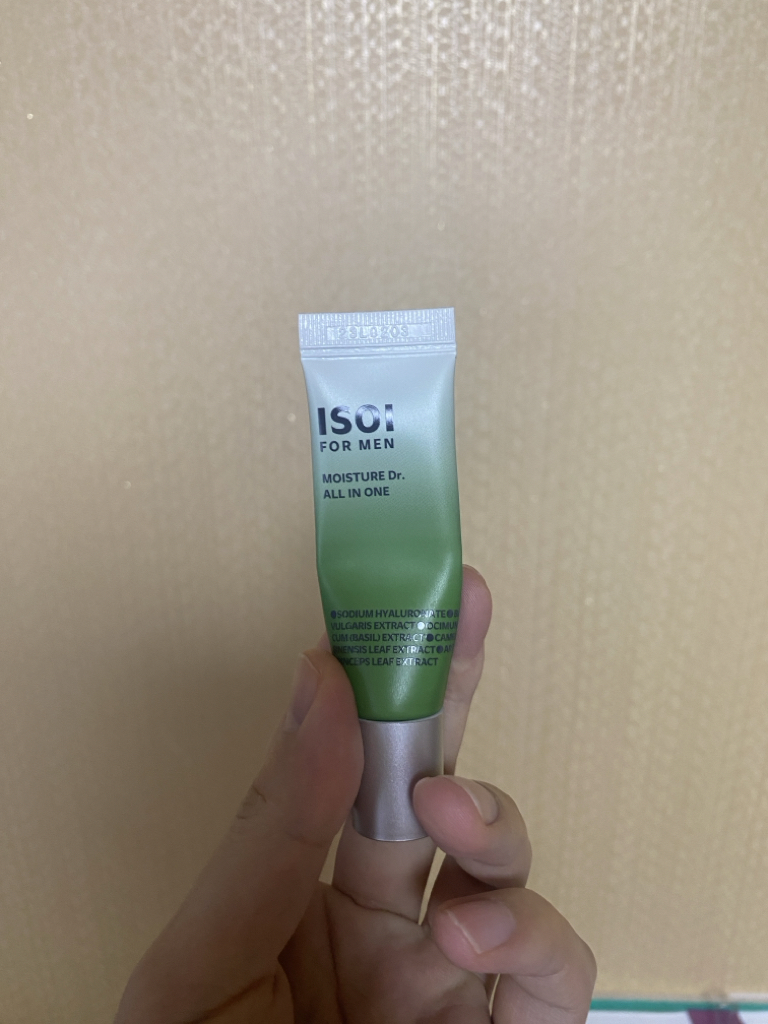 伊所爱 男士保湿医生全效配方 common.review image