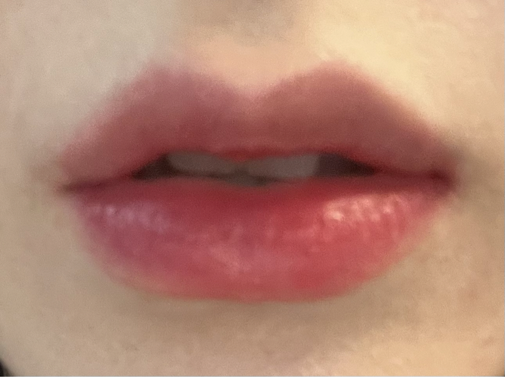娇韵诗 润唇油 [05 杏子]。 common.review image