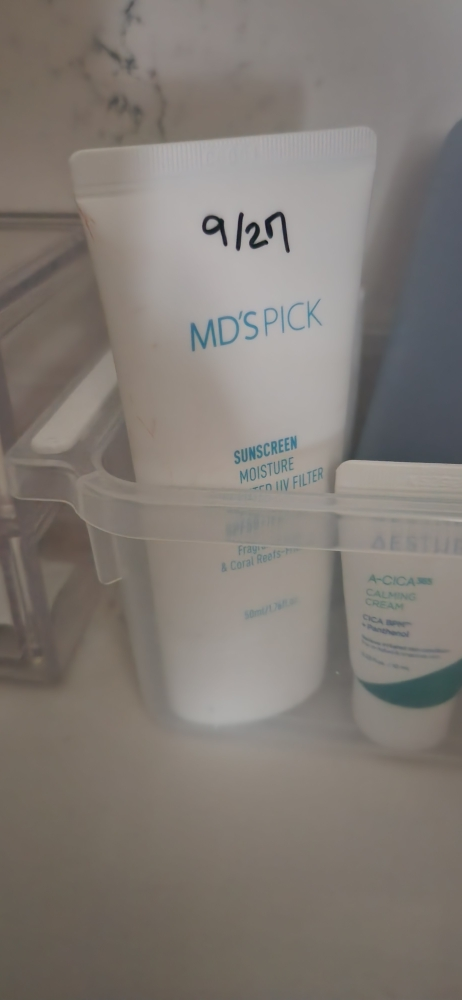 无香型水分防晒霜 [SPF50+/PA++++]的真实用户使用照片