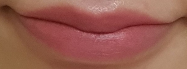 SHEGLAM Hello Kitty Coastal Charming Cream Blusher [Sunsuit] review image