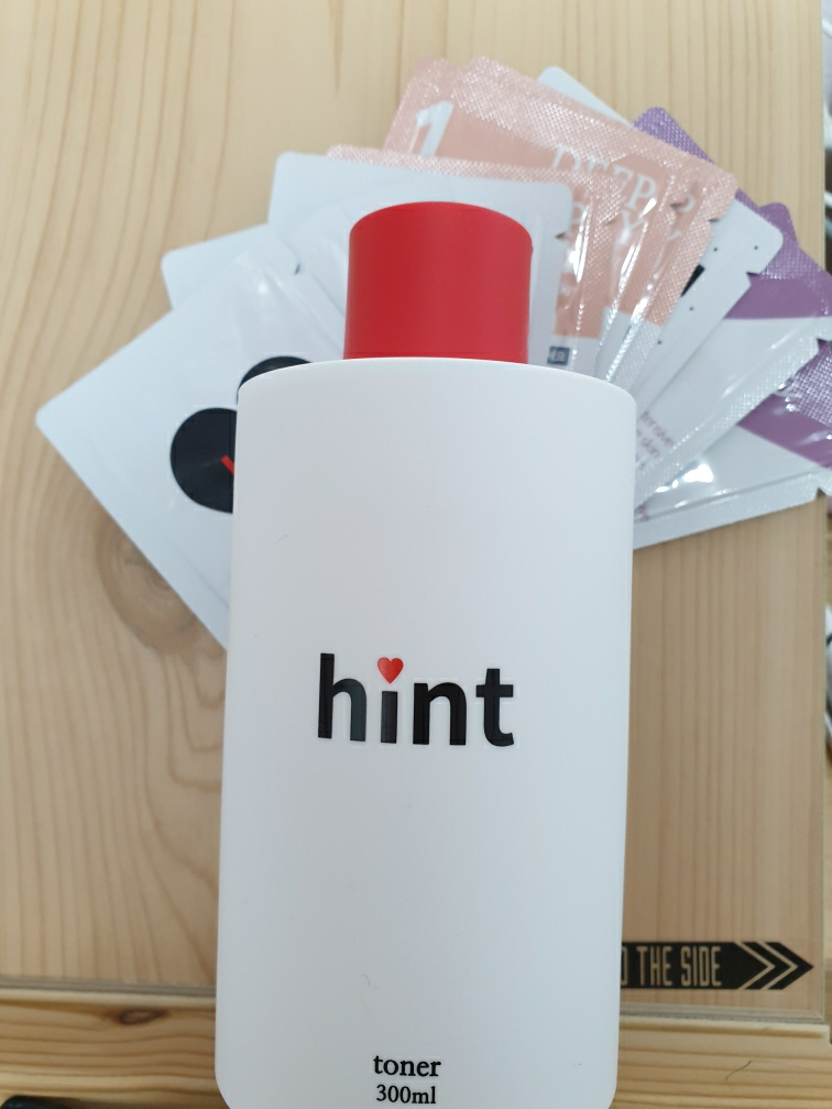 提示调色剂的真实用户使用照片