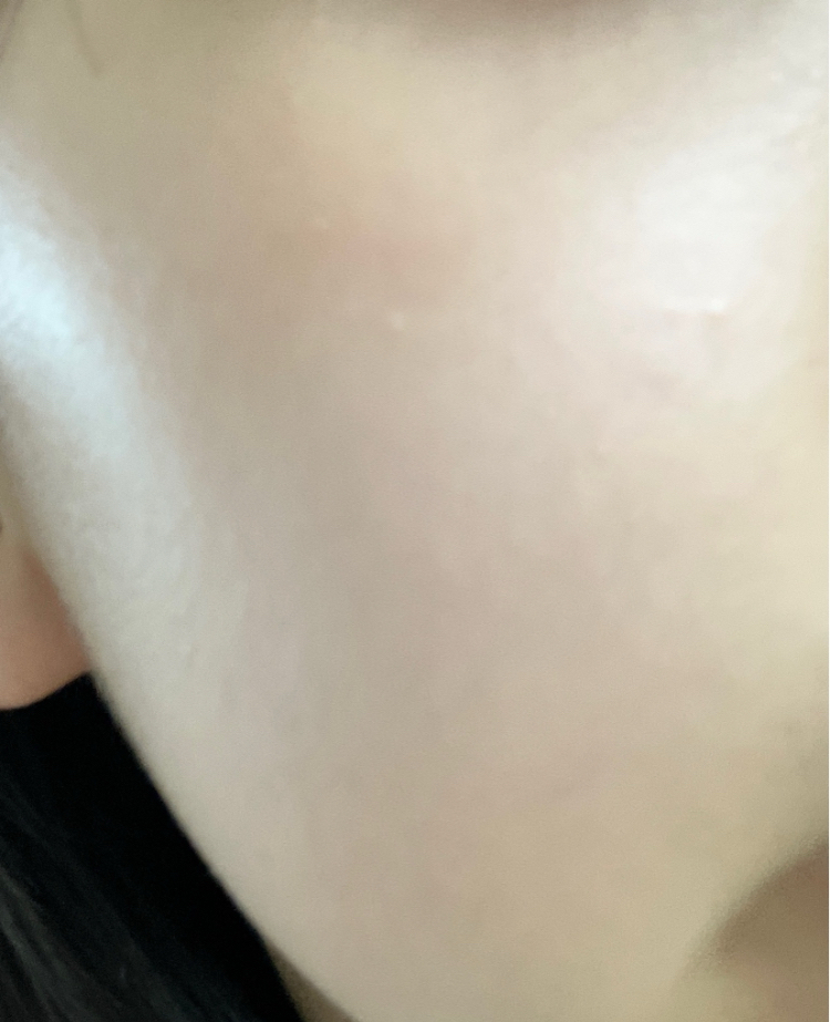 妆蕾粉底液 [SPF50+/PA++++] [1.5 自然色]的真实用户使用照片