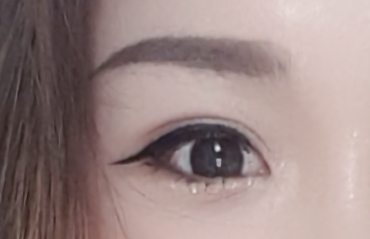 라베라 (lavera) 리퀴드 아이라이너 [블랙] review image