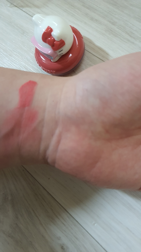 SHEGLAM Hello Kitty Coastal Charming Cream Blusher [Triple-Cool] review image