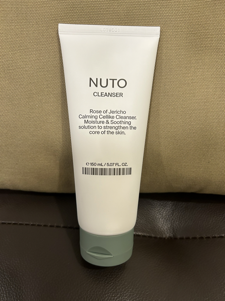 누토 (NUTO) 부활초 카밍 셀라이크 폼 클렌저 review image