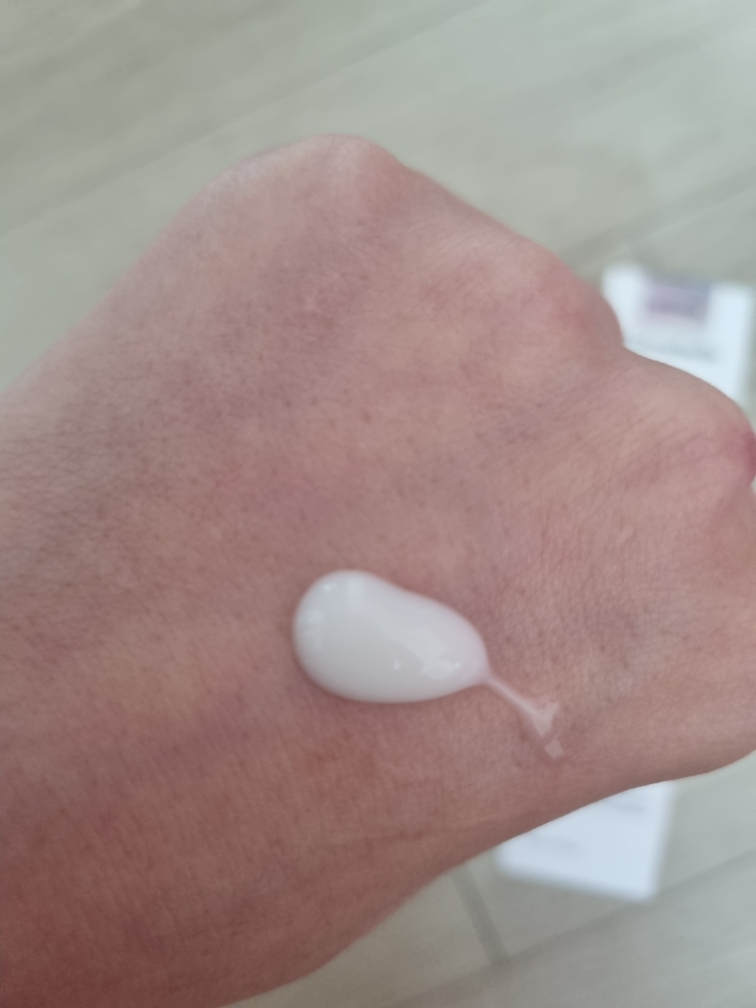 鲨烷53深层保湿精华液的真实用户使用照片