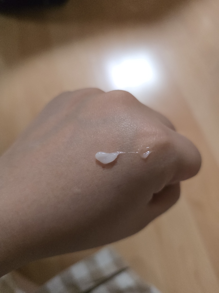 새터데이스킨 (SATURDAYSKIN) 7 펩타이드 아보카도 아이크림 review image