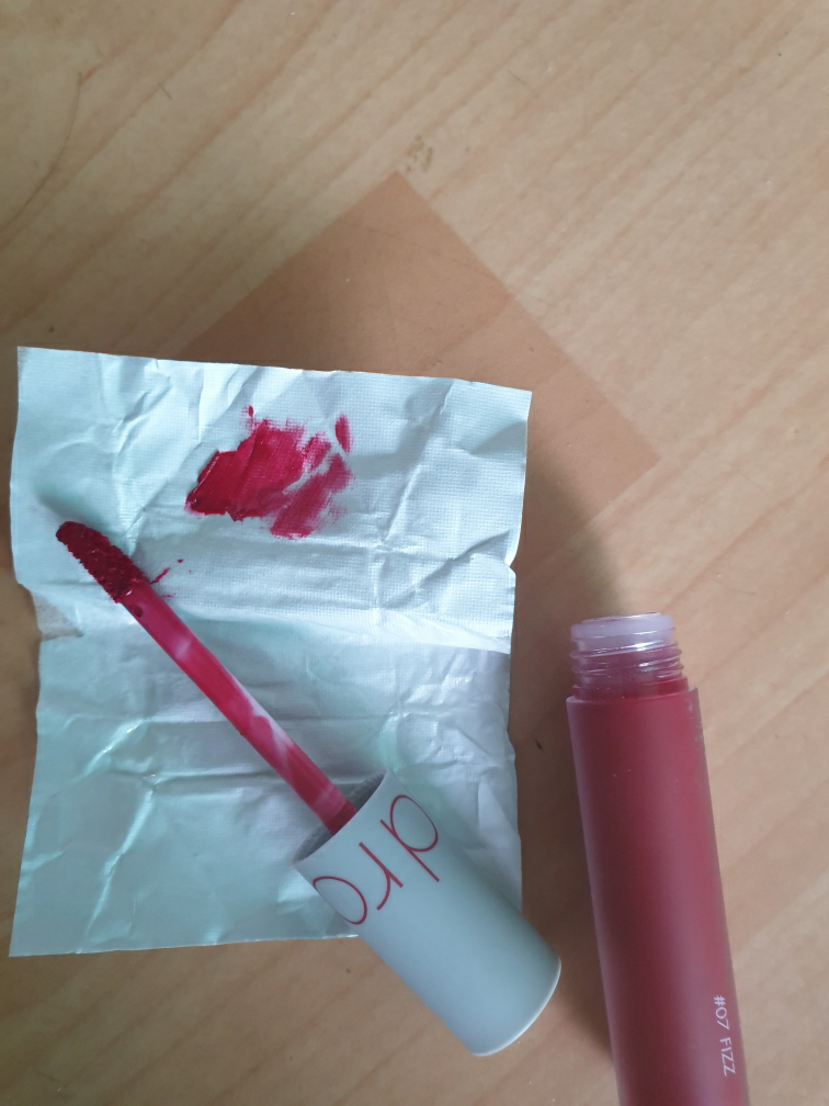 零色丝绒唇釉 [07 碳酸饮料]的真实用户使用照片
