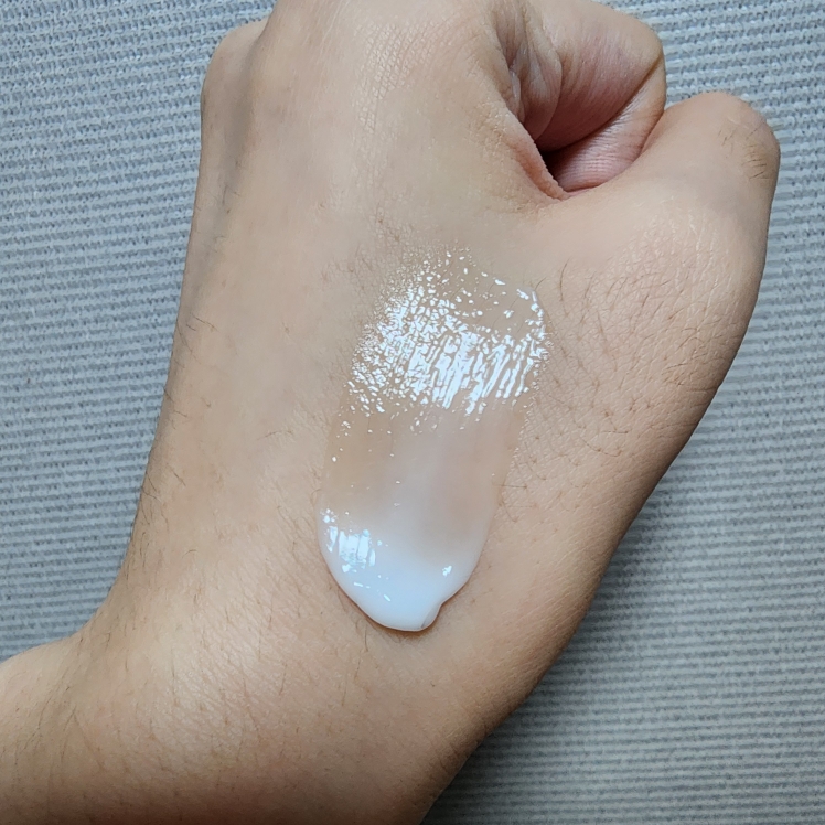 紧致面霜的真实用户使用照片