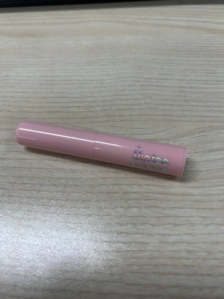 Real user review photo of Lip Ice Magic Color Lip Balm [Strawberry]