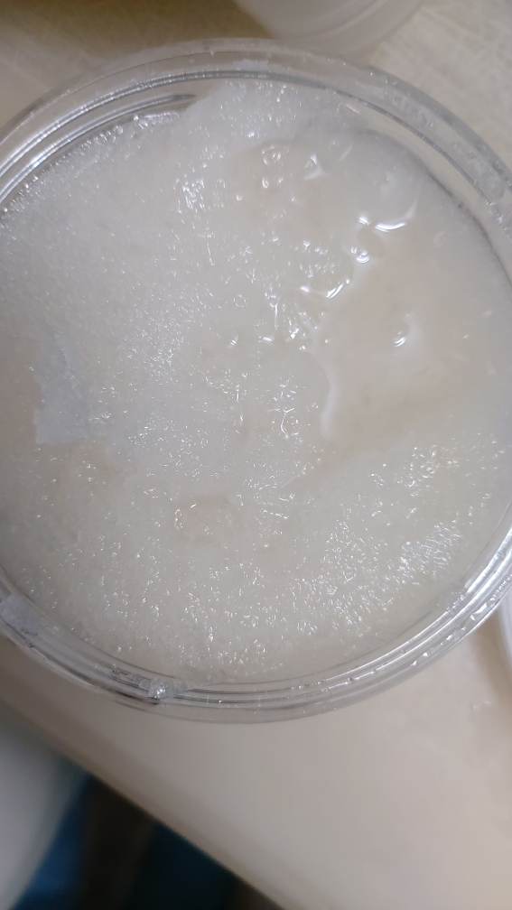盐浴身体磨砂膏[蜂蜜]的真实用户使用照片