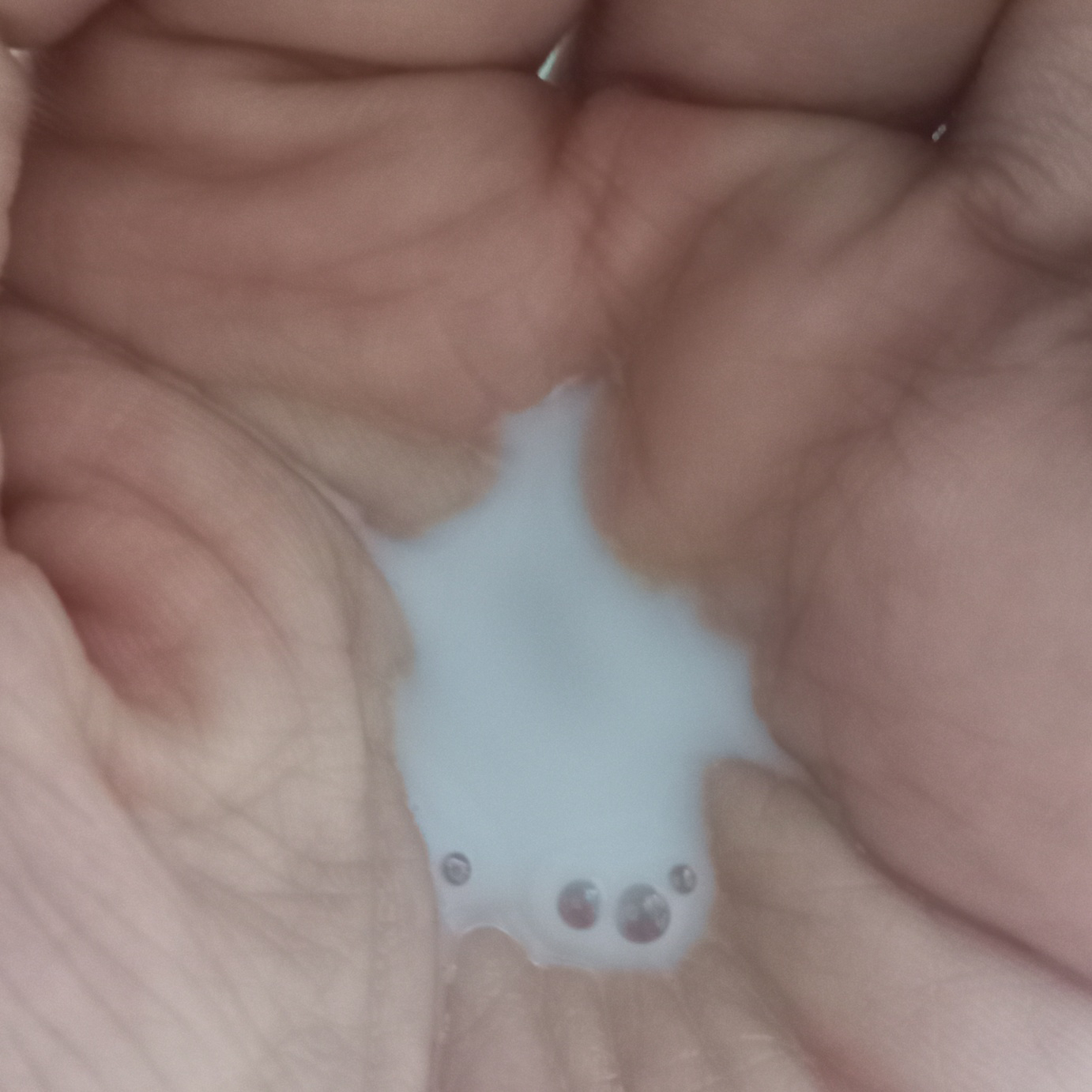 락토덤 (LACTO-DERM) 피부에 유익한 어성초 수분 토너 review image