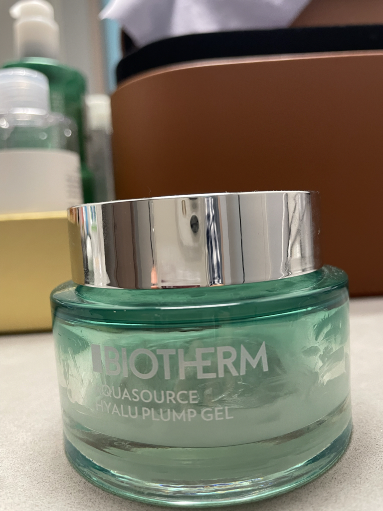 비오템 (BIOTHERM) 아쿠아수르스 수분 젤 크림 review image