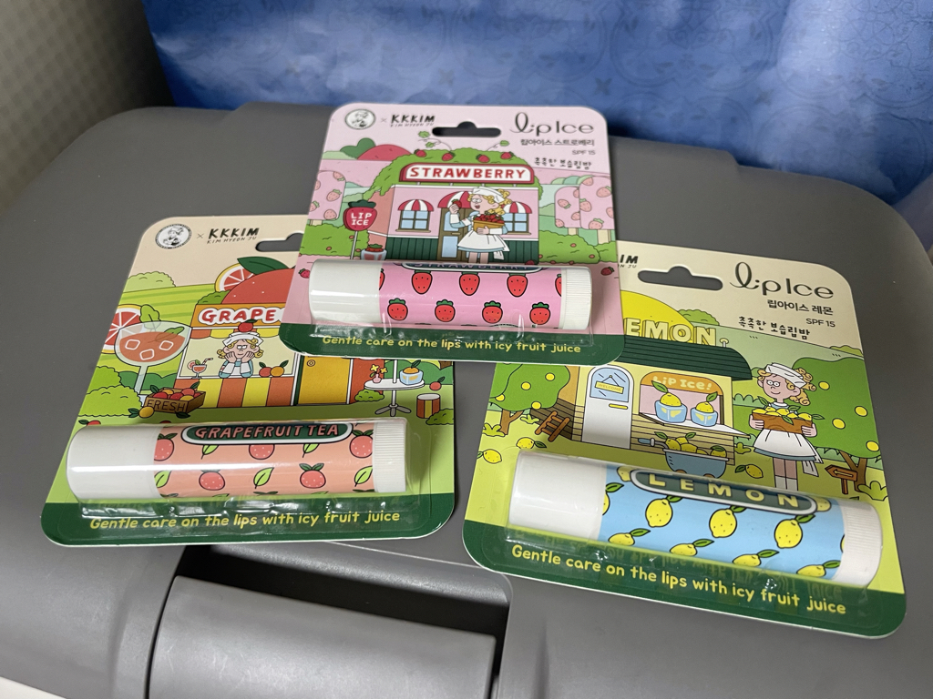 멘소래담 (MENTHOLATUM) KKKIM 콜라보 립아이스 립밤 [그레이프프루트티] review image