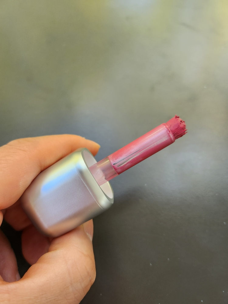 Oddtype Unseen Blur Tint [666 Hoo] review image