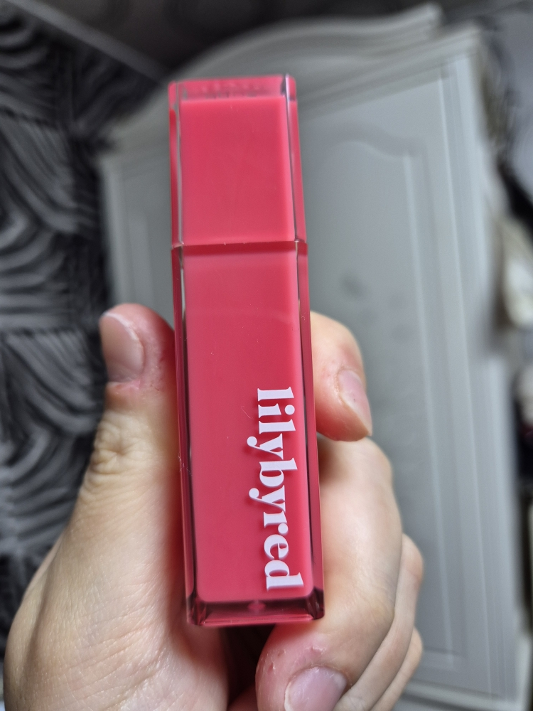 胆大妄为的说谎者唇膏染料 [06 #装作害羞的草莓]的真实用户使用照片