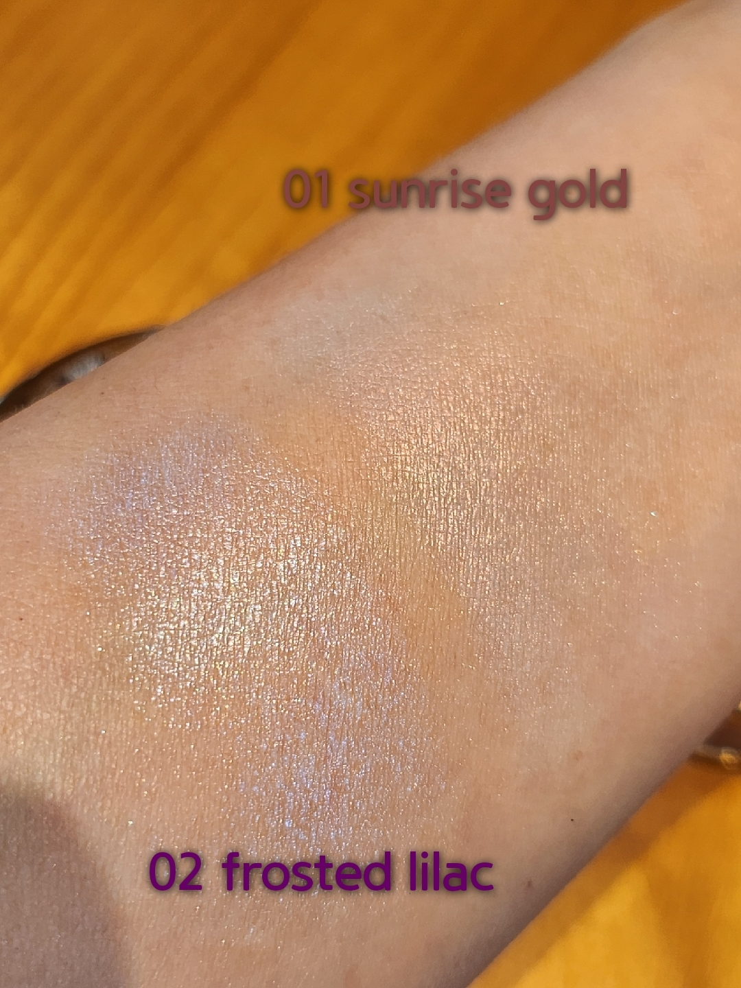 구찌 (GUCCI) 글로우 하이라이터 [01 선라이즈골드] review image