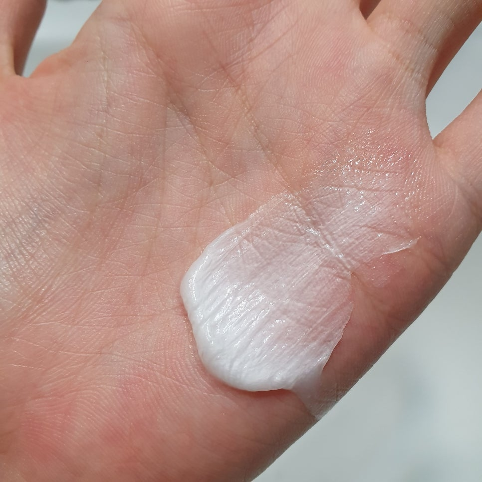 맥스클리닉 (MAXCLINIC) 포어리스 딥 모공 폼클렌징 review image