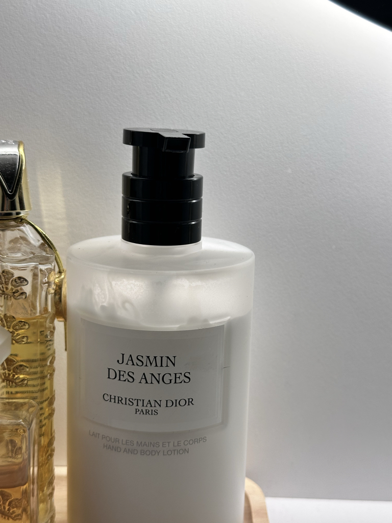 Dior HAND AND BODY LOTION [JASMIN DES ANGES] Reviews | Hwahae