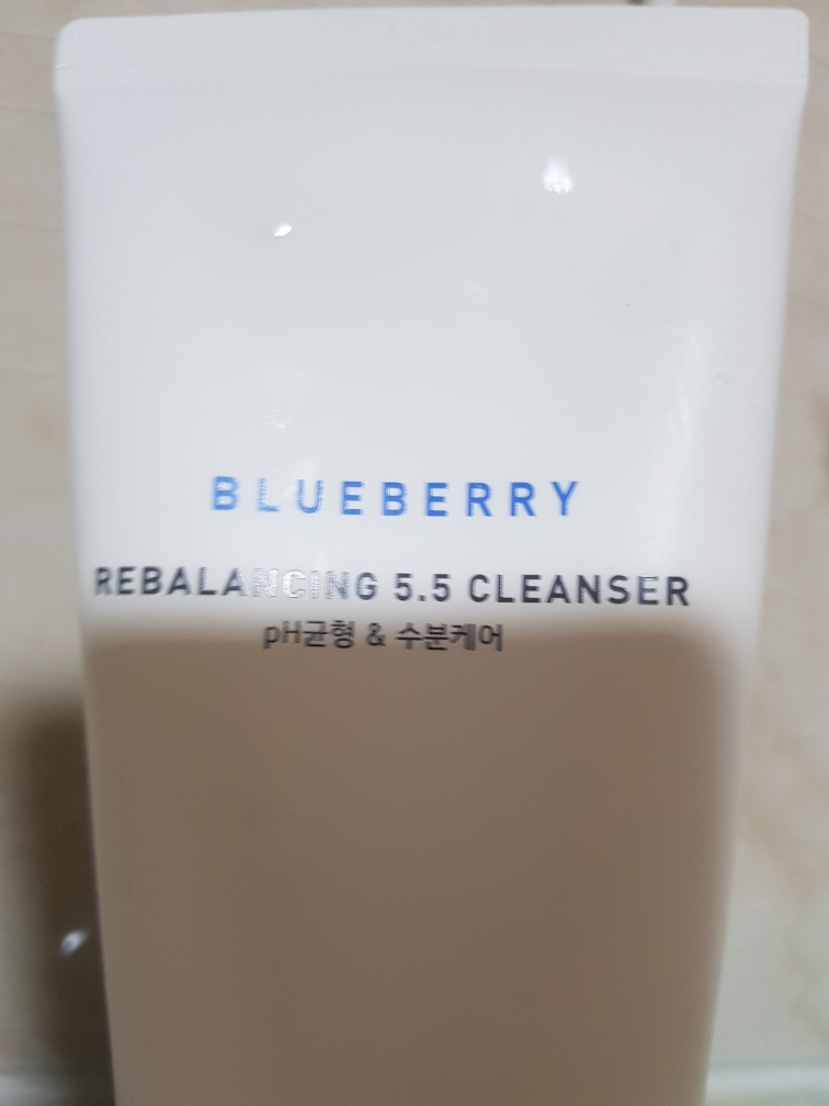蓝莓平衡5.5洁面乳的真实用户使用照片