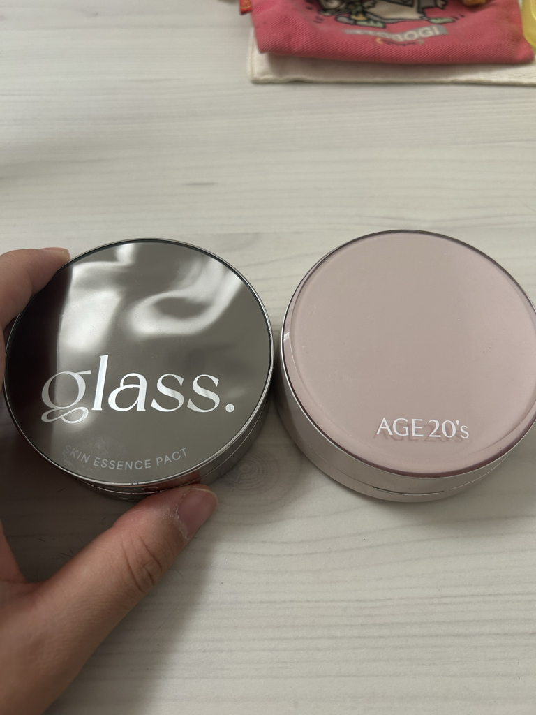 에이지투웨니스 (AGE20's) 글래스 스킨 에센스 팩트 [SPF50+/PA++++] [23호] [퍼펙트] review image