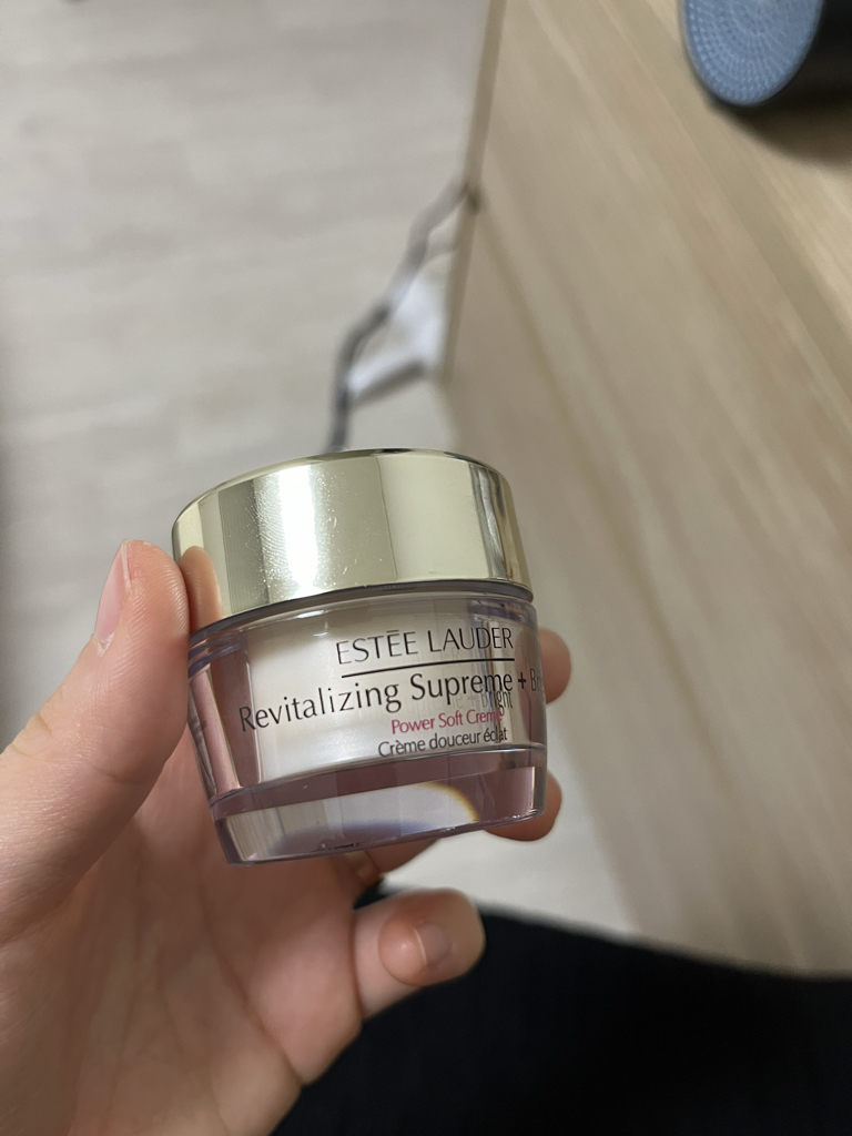 에스티로더 (ESTEELAUDER) 리바이탈라이징 수프림 플러스 유스 파워 소프트 크림 review image