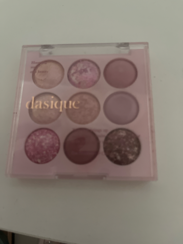 데이지크 (dasique) 아이스크림 컬렉션 섀도우 팔레트 [20 블루베리소르베] review image